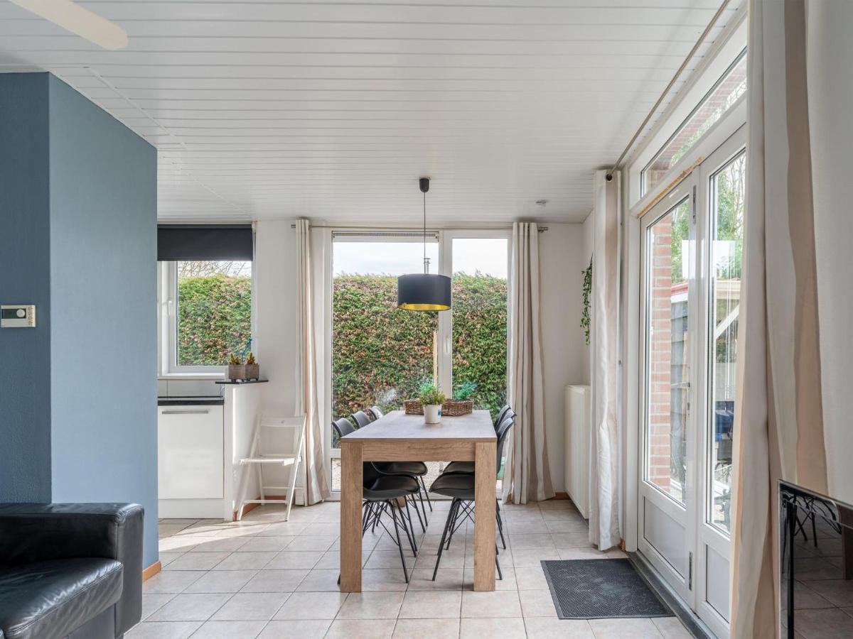 Holiday Home In Baarland With Fenced Garden 外观 照片